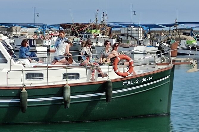 2-Hour Excursion in Search of Dolphins/ Includes Drink and Snacks - Price and value: is $42.34 worth it?