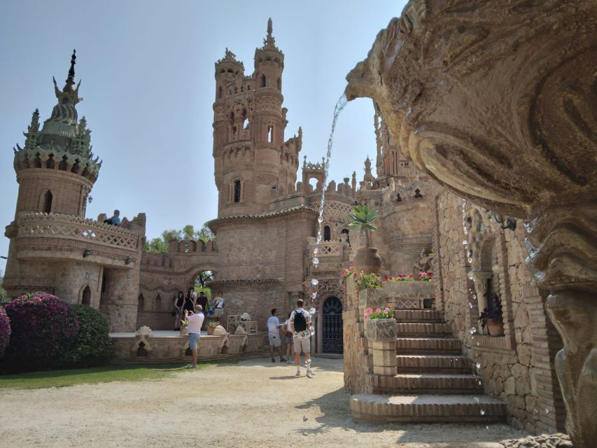 Benalmadena: Colomares Castle Tour with Entry Ticket - Entry ticket value: why $10 can make sense here