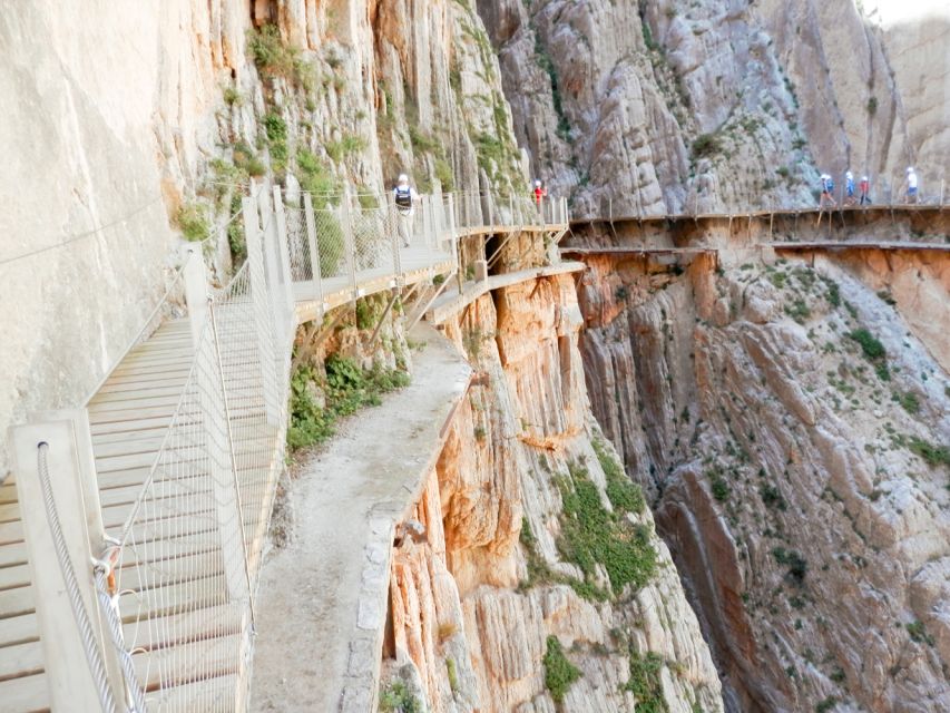 Caminito del Rey: Guided Hiking Tour with Entrance Tickets - Meeting at North Access: get your bearings fast