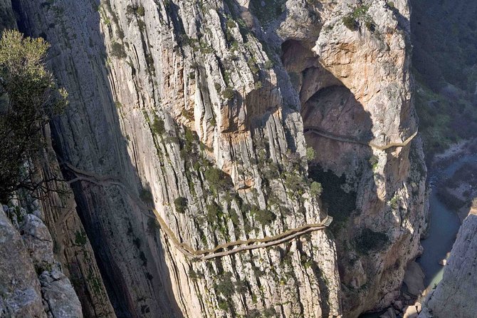 Caminito del Rey Small Group Tour from Malaga with Picnic - Key Things You’ll Notice Right Away