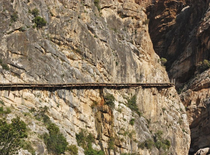 From Costa del Sol: Caminito del Rey Day Trip - How your guide makes the gorge feel real