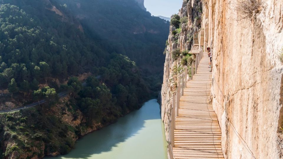 From Fuengirola: Caminito del Rey Guided Day Trip - Key Things You’ll Notice on This Day Trip