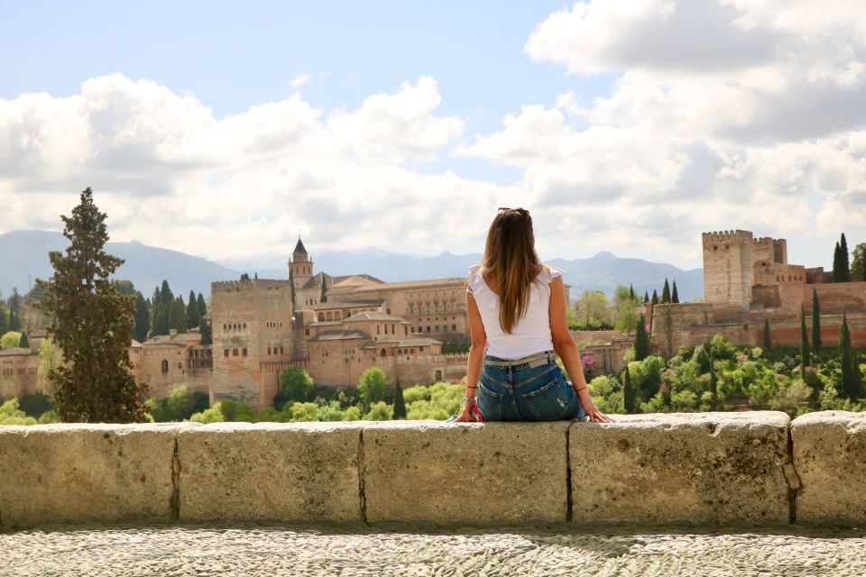 From Malaga and Costa Del Sol: Granada Day Trip - Granada Arrival: Dropping You in the Middle of It