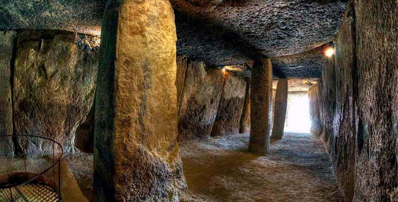 From Málaga: Caminito del Rey & Antequera: Dolmens and free time - What to bring (and what to leave at home)