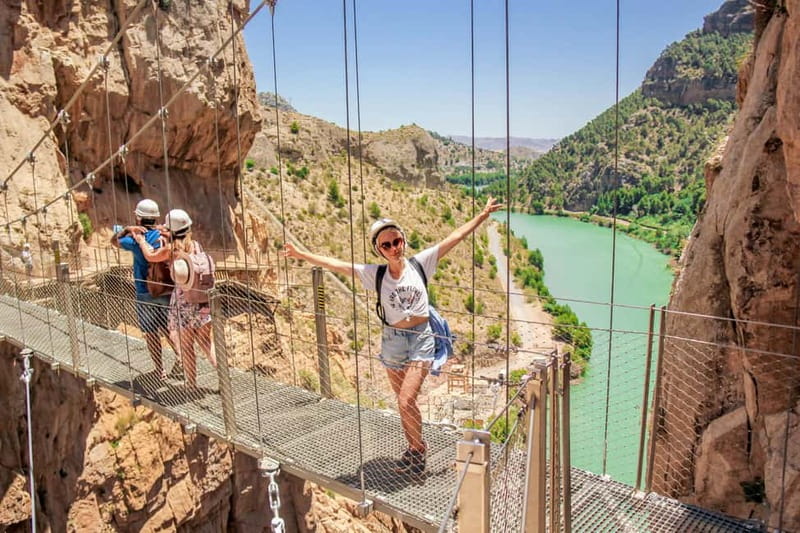 From Málaga: Caminito del Rey Day Trip & Guided Tour - From Málaga pickup to the gorge: the day runs like a schedule