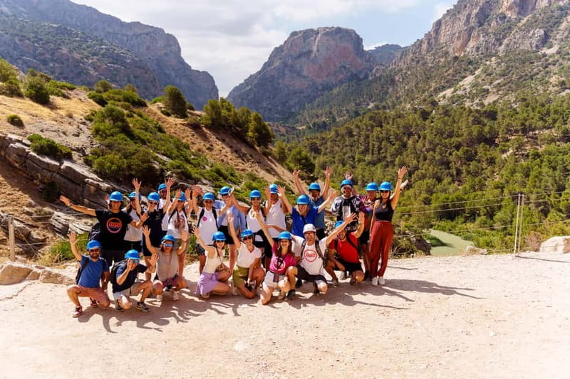 From Málaga: Caminito del Rey Day Trip & Guided Tour - Guides, languages, and hearing them on a noisy trail