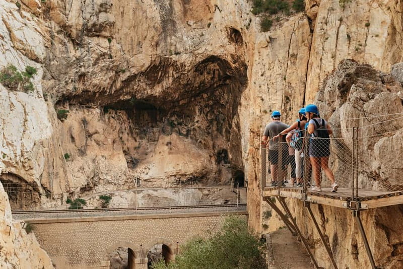 From Málaga & Costa del Sol: Caminito del Rey Guided Tour - Ardales break: where a quick meal beats a shaky start