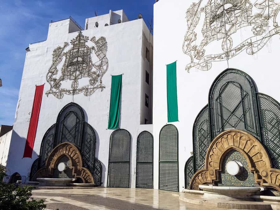 From Málaga: Morocco Day Trip with Tour Guide and Lunch - From Málaga to Algeciras: the long-morning setup