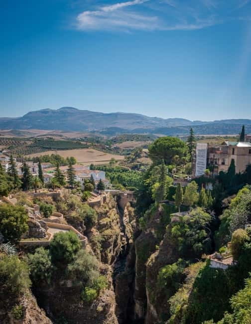 From Malaga: Ronda & Setenil de las Bodegas Guided Day Trip - Transport, pace, and comfort: what to know before you commit