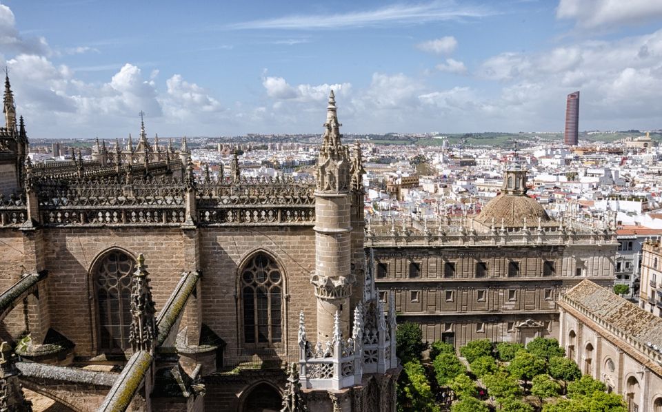 From Malaga: Seville Day Trip and Optional Monument Tickets - Tips to Make Your 9.5–11 Hour Day Feel Easier