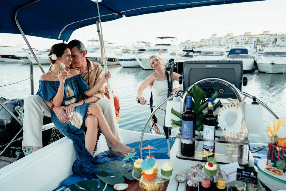 From Marbella: Private and Group Sailboat Cruise & Drinks - Magic Eagle Partnership: Raptors, Therapy, and Environmental Respect