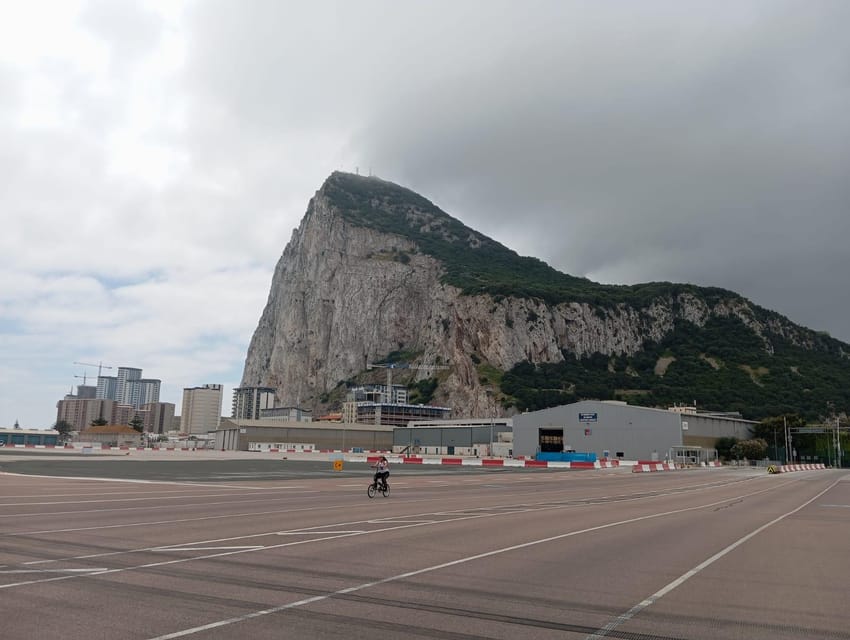 From Torremolinos: Day Trip to Gibraltar - Meeting at Restaurante Chino Playa in Torremolinos