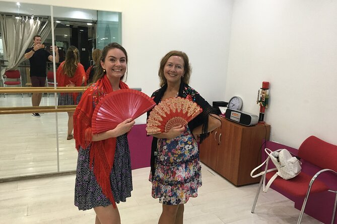 Fun, fast, flamenco: learn to dance flamenco rumba in 45 minutes - What to Wear: Shoes, Clothes, and the Andalusian Dress Photo