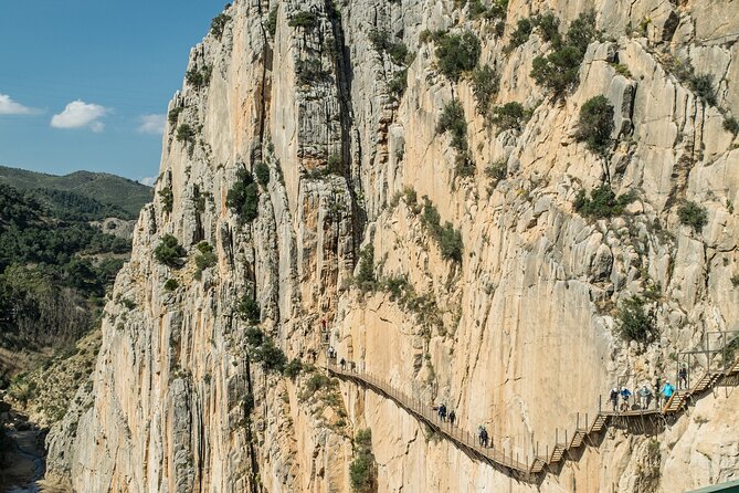 Guided Tour to Caminito del Rey from Malaga - Guides in the mix: the difference between information and confidence