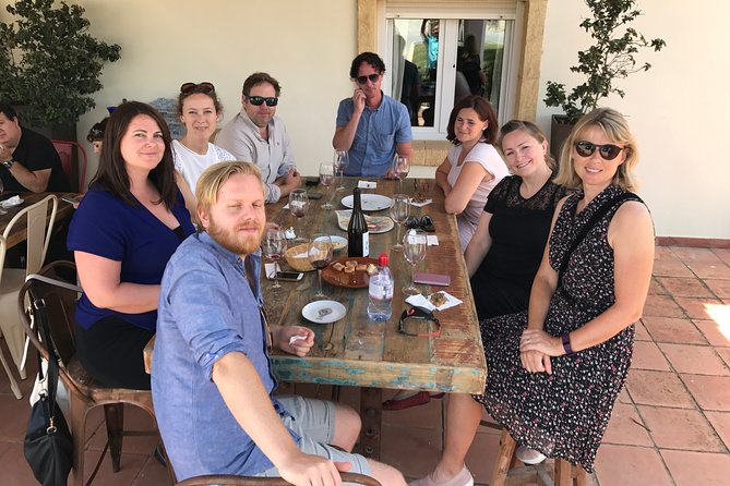 Guided tour with tasting - The 1 hour 30 flow: vineyard walk, winemaking rooms, and the tasting finish