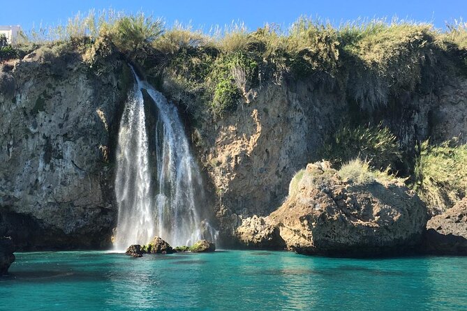 Half-Day Luxury Catamaran Sailing Cruise in Granada - La Herradura to La Cantarrijan: the route that makes sense