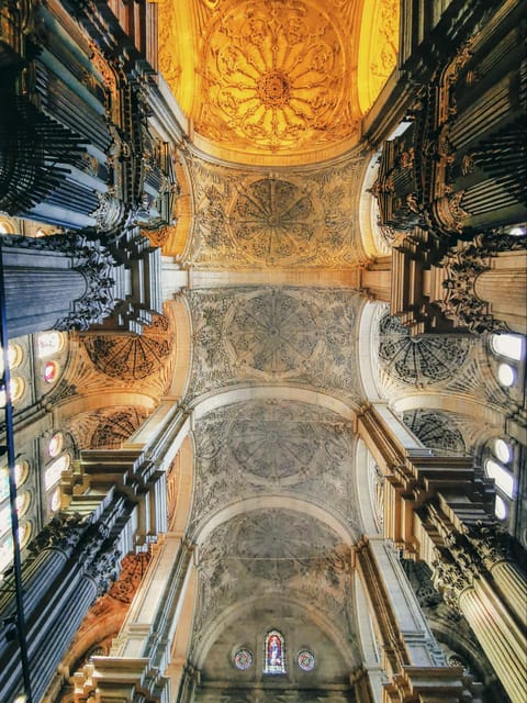 Málaga: 3-Hour Complete Walking Tour with Tickets - Who this tour suits best (and who should reconsider)