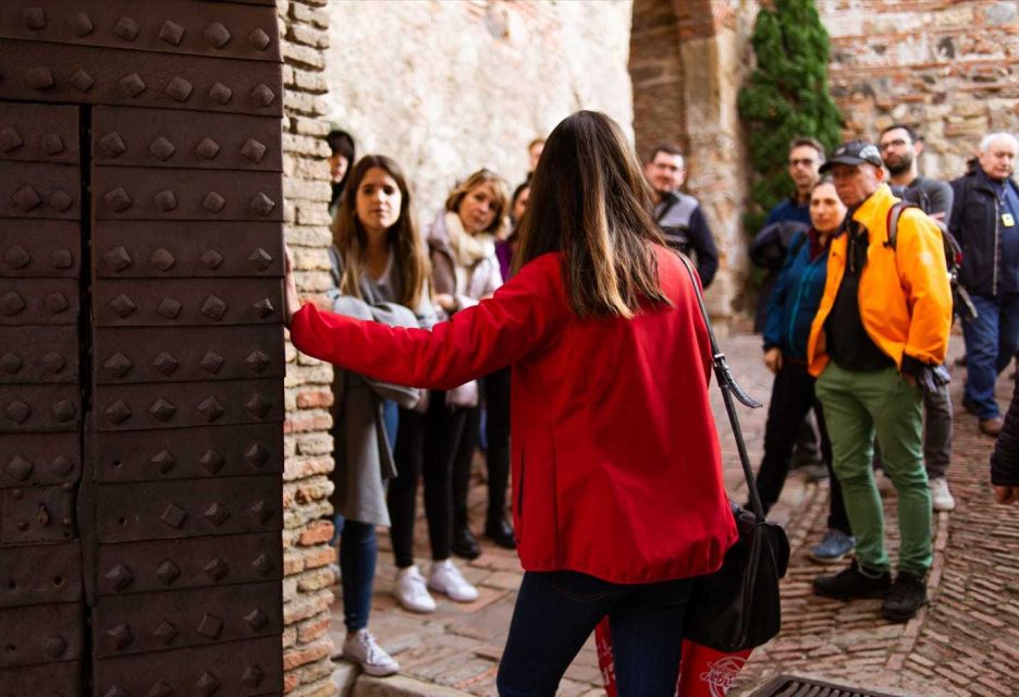 Málaga: Alcazaba and Roman Theatre Guided Tour With Entry - What the Guides Actually Do (From Cristina to Salvador)