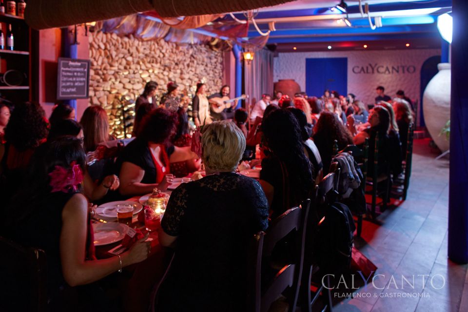 Malaga: Authentic Flamenco Show at El Gallo Ronco - Why El Gallo Ronco feels local, not packaged