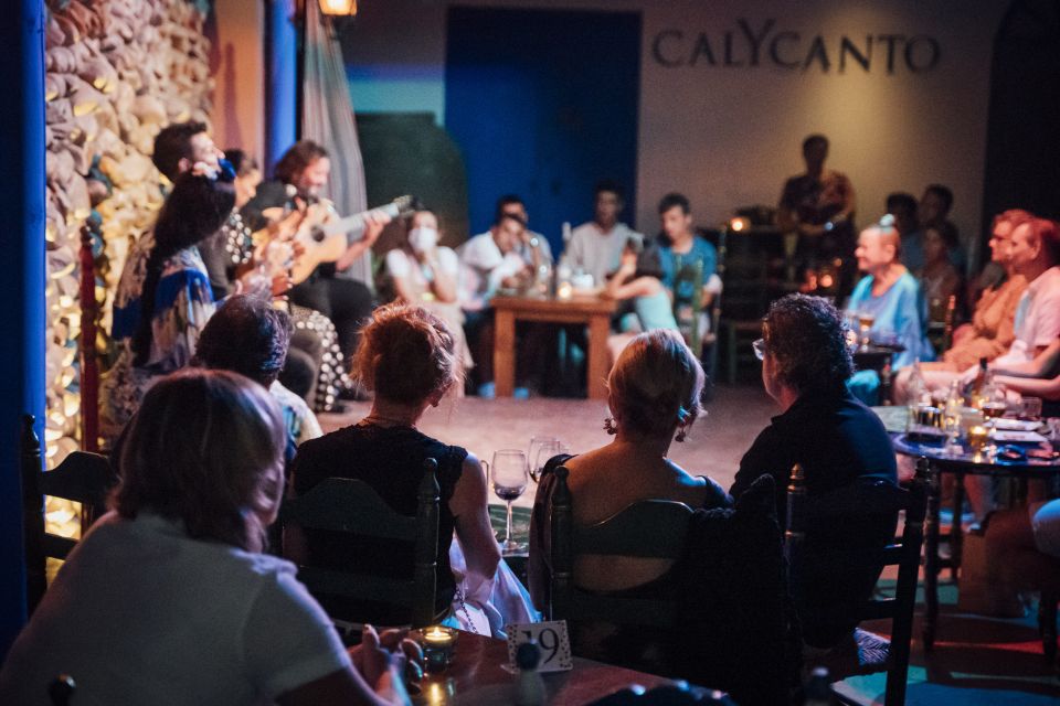 Malaga: Authentic Flamenco Show at El Gallo Ronco - The 1-hour flamenco show: what you’ll actually experience