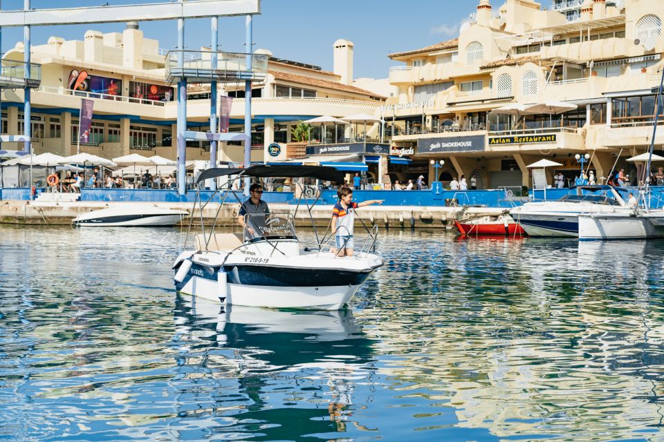 Malaga: Boat Rental without a License for Dolphin Watching - FAQ