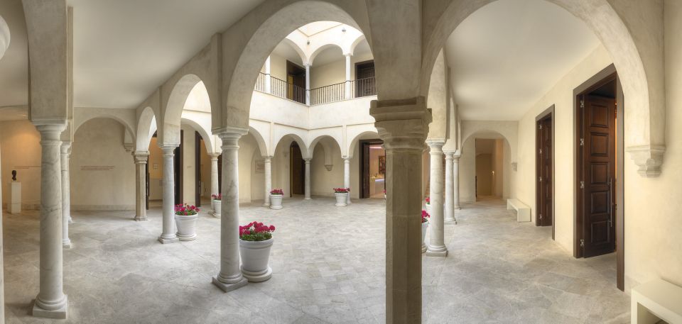 Málaga: Carmen Thyssen Museum Ticket - Who this museum suits best (and who might be less happy)