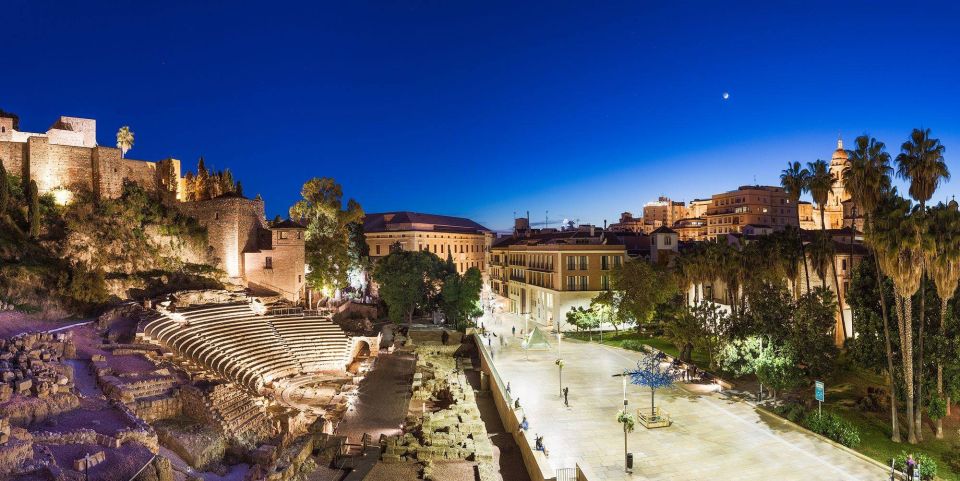 Málaga: Cathedral, Alcazaba, Roman Theater Walking Tour - Renaissance Cathedral of Malaga: what to notice with a guide