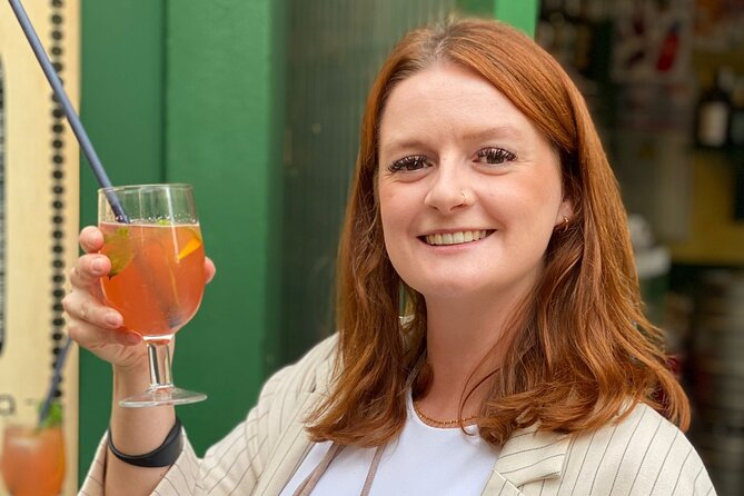 Málaga Evening Tapas Crawl Tour by Food Lover Tour - Drinks in Málaga: How to Handle Wine, Beer, and Special Pours