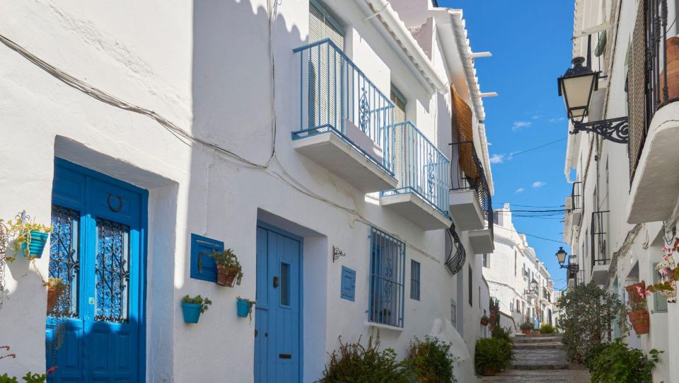 Malaga: Frigiliana & Nerja Tour with Local Product Tastings - From Málaga to Axarquia: The Coastal Drive That Sets the Tone