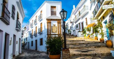 Malaga: Frigiliana & Nerja Tour with Local Product Tastings - Frigiliana: Whitewashed Streets, Market Stroll, and Real Local Taste