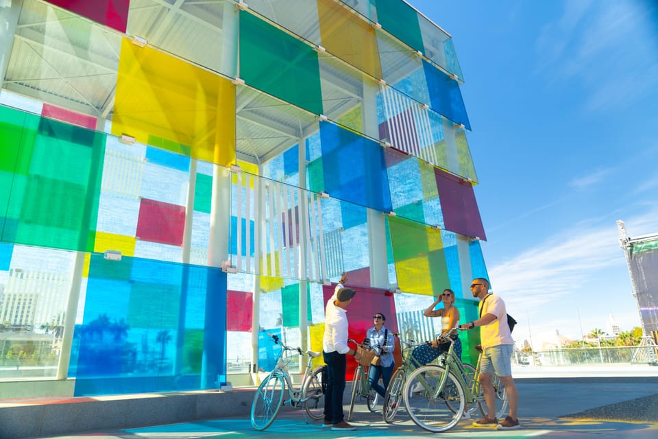Málaga: Highlights, Hidden Gems and Coast Vintage Bike Tour - Getting Started: Where the Tour Meets and How You’ll Be Set Up