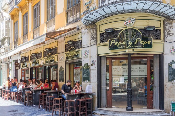 Malaga Market Food Tour: Tapas, Drinks, and Local Flavors - Drinks, age limits, and what to do if you don’t drink
