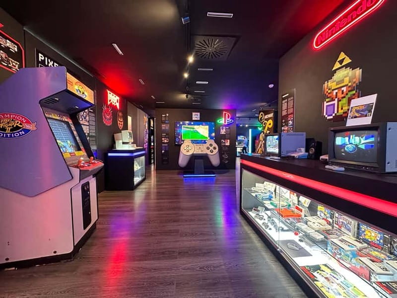 Malaga: OXO Video Game Museum Ticket Entry - OXO Video Game Museum in Malaga: what you actually do