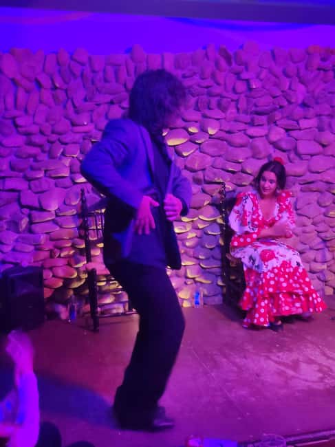 Malaga: Paella and Tapas Tour with The Best Flamenco Show - Who this tour suits best (and who should skip)