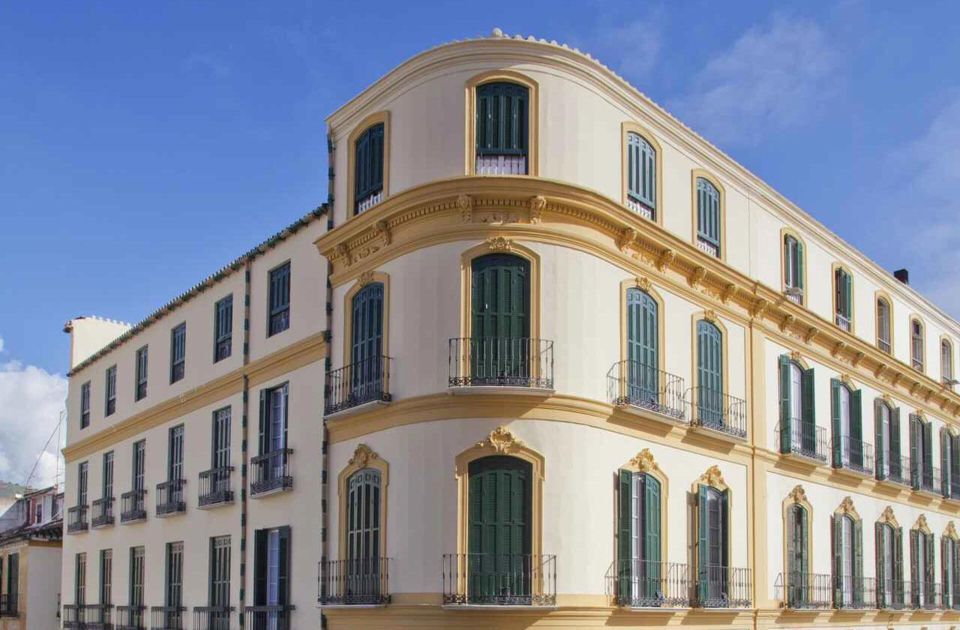 Málaga: Picasso Birthplace Museum Ticket & City Audio Guide - Key things you’ll notice right away