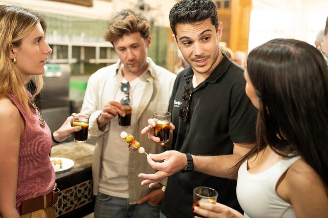 Malaga Private Gastronomic Tour: Tapas, Wine & Rooftops - Where You Meet: Alameda Principal to Start Your Evening Right