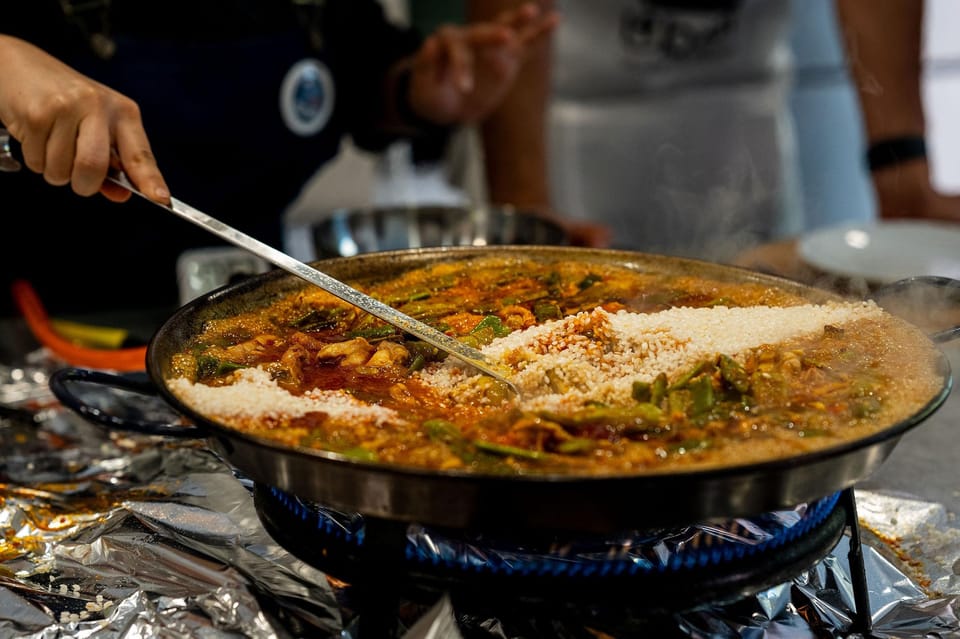 Málaga: Spanish Cooking Workshop with Paella and Sangria - The Flow of the 3-Hour Experience (What Your Evening Looks Like)