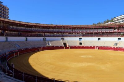 Malaga: Tour of Malagueta Bullring & Immersive Exhibition - Getting In: Calle Maestranza Door 8 and the Audioguide Remote