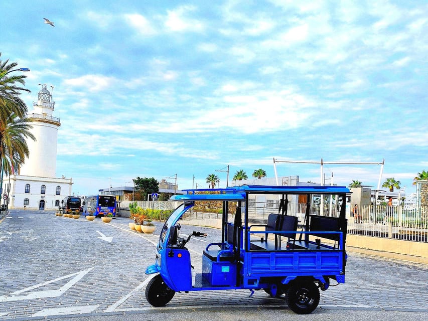 Malaga: Tuk tuk tour - How this Málaga tuk-tuk tour actually feels in real life