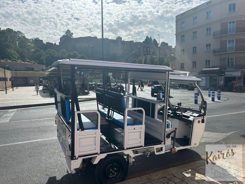 Malaga: Tuk tuk tour - The guide makes the difference (and you feel it fast)