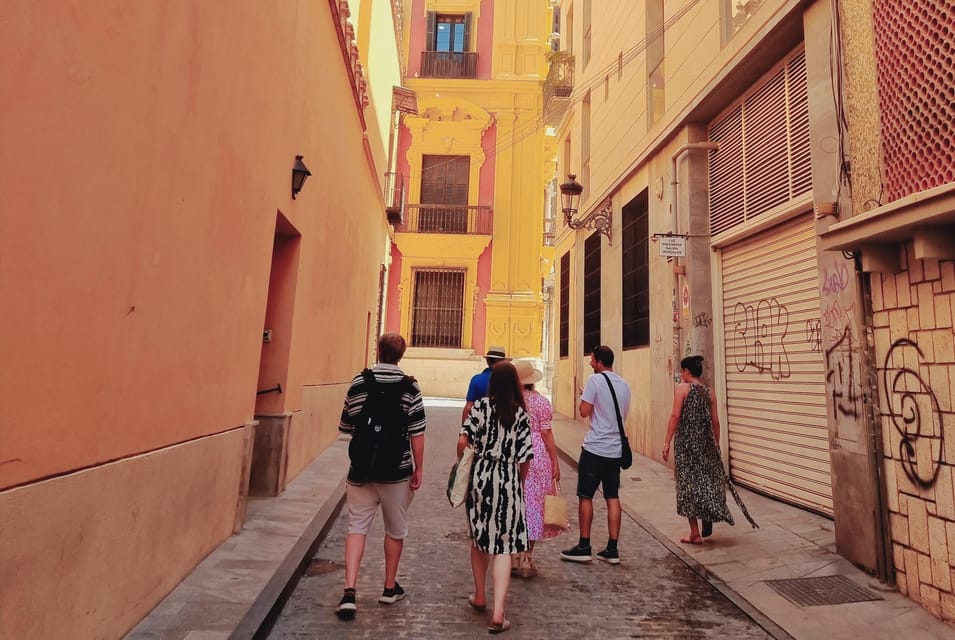 Málaga: Wine & Tapas Tour - Why the Guide Makes This Tour Worth It (Even at $77)