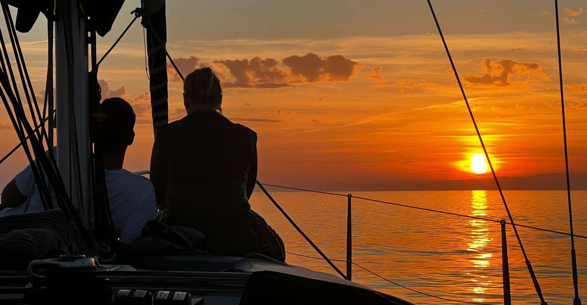 Marbella: Sunset Sailing Trip with Drinks and Snacks - Puerto Banús makes the sunset plan simple