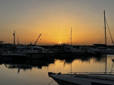 Marbella: Sunset Sailing Trip with Drinks and Snacks - The 2-hour cruise: what the timing feels like on the water