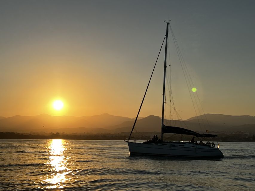 Marbella: Sunset Sailing Trip with Drinks and Snacks - Seating, blankets, and the small comfort details