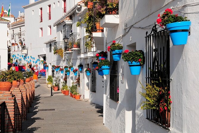 Mijas: Panoramic city tour in an electric Tuk Tuk - Why this Mijas Pueblo tuk-tuk works so well for first-timers