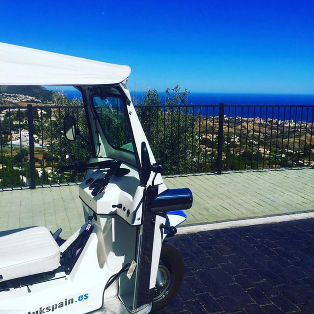 Mijas: Panoramic city tour with an electric Tuk Tuk - The Viewpoint Stop Above the Village: Photos, Then Fuel for More Walking