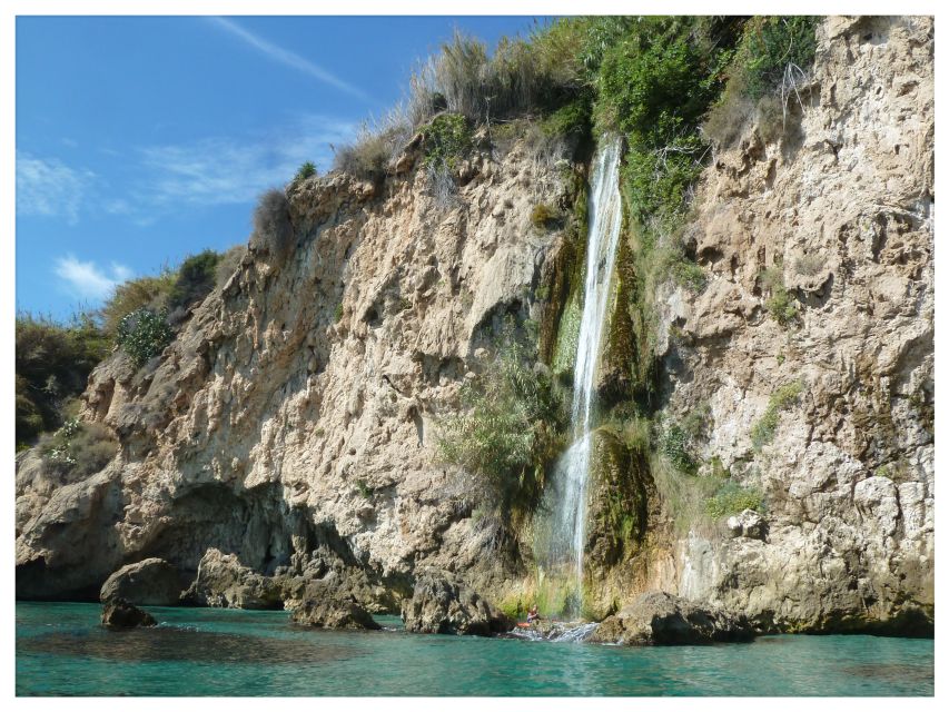 Nerja: Cliffs of Maro-Cerro Gordo Guided Kayak Tour - Choosing the short or long route along the Maro–Cerro Gordo cliffs