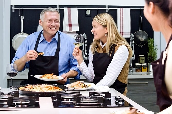 Paella Cooking Class with English Guide in Malaga - Key highlights at a glance