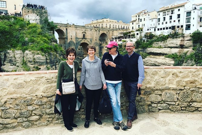 Private Day Trip to Ronda from Malaga with Driver-Guide - The hilltop walk: getting your bearings in Ronda