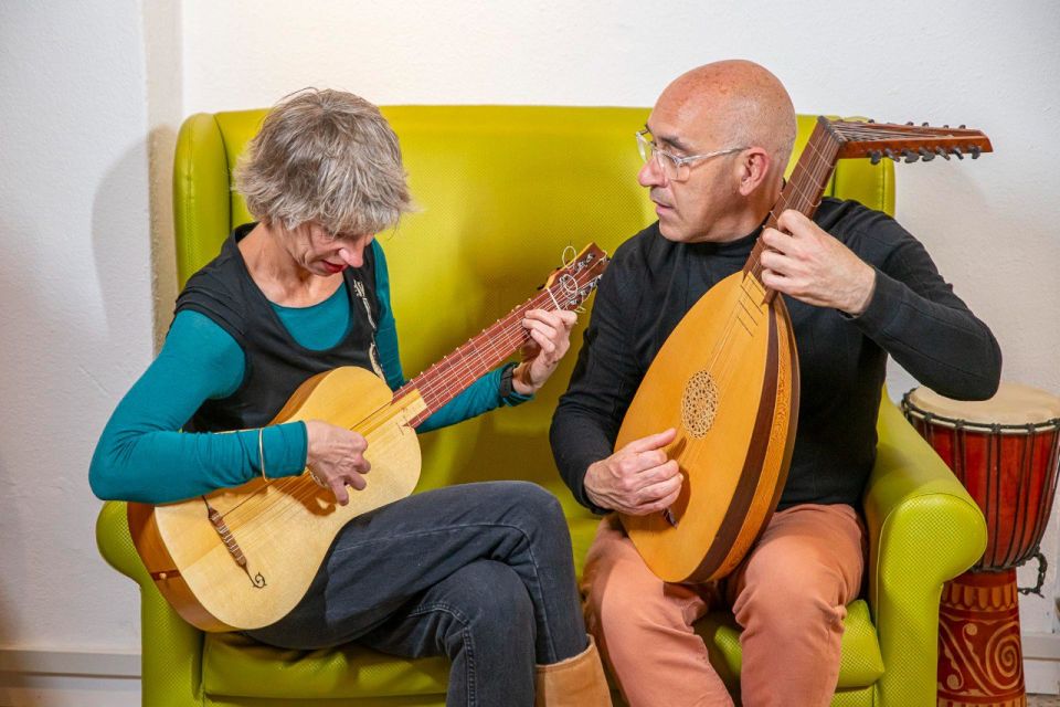 Ronda: Spanish - Classical & Flamenco - Guitar Concert - The set style: introductions that help you actually listen